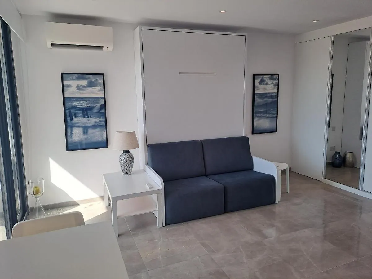 Beautiful Studio In Gibraltar - E1 Apartment